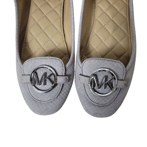 Michael Kors Gray Suede Quilted Ballet Flats Womens Size 9M Classic Logo Slip-On - Picture 1 of 8
